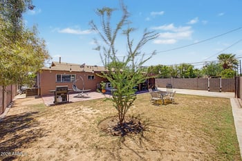 7420 Taylor St, Scottsdale, AZ 85257