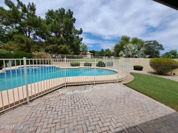 7420 Morrow Dr, Glendale, AZ 85308