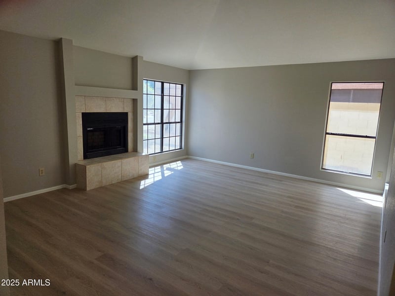 7420 Morrow Dr, Glendale, AZ 85308
