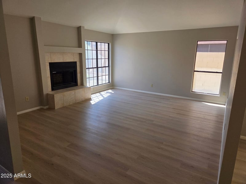 7420 Morrow Dr, Glendale, AZ 85308