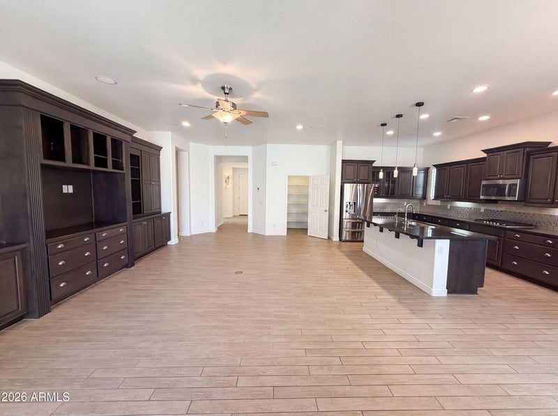 7420 W Crabapple Dr, Peoria, AZ 85383