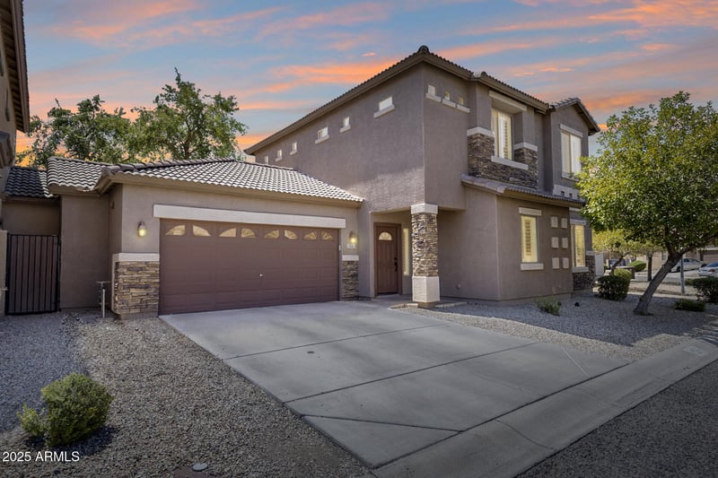 7421 Fargo Dr, Peoria, AZ 85382