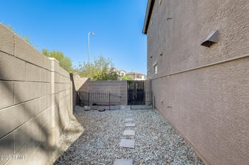 7421 Fargo Dr, Peoria, AZ 85382
