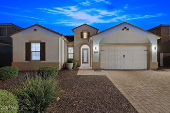 7421 Remuda Dr, Peoria, AZ 85383