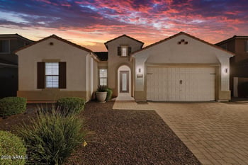 7421 Remuda Dr, Peoria, AZ 85383