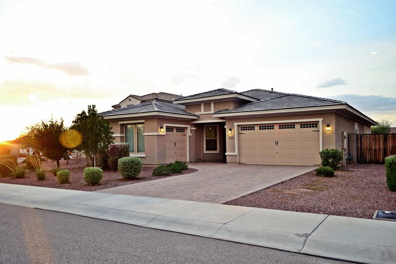 7422 W Bronco Trl, Peoria, AZ 85383