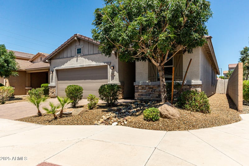 7423 28th Pl, Phoenix, AZ 85042