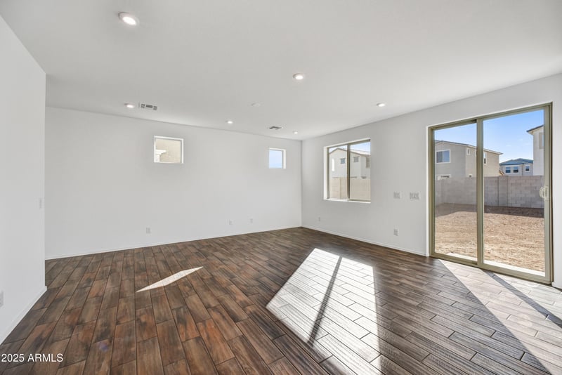 7423 Cavalier Dr, Glendale, AZ 85303