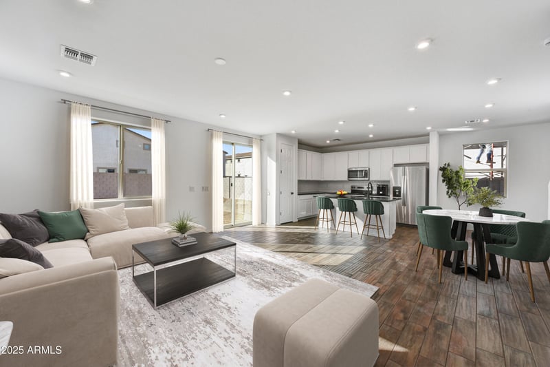 7423 Cavalier Dr, Glendale, AZ 85303