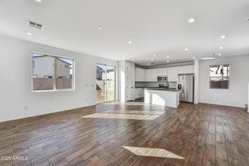 7423 Cavalier Dr, Glendale, AZ 85303