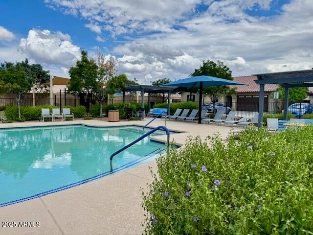 7424 Flower Ave, Mesa, AZ 85208