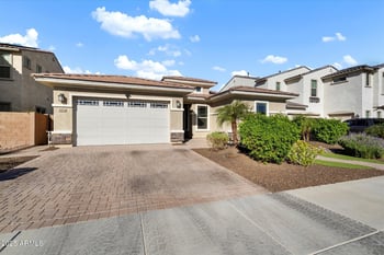 7424 Jasmine Trl, Peoria, AZ 85383