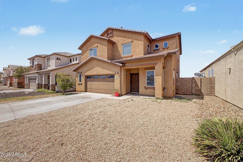 7424 W Wolf St, Phoenix, AZ 85033