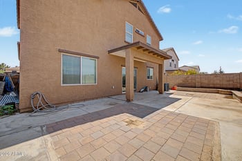7424 W Wolf St, Phoenix, AZ 85033