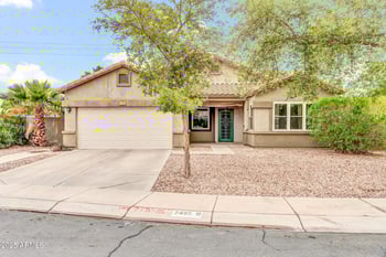 7425 75th Dr, Glendale, AZ 85303