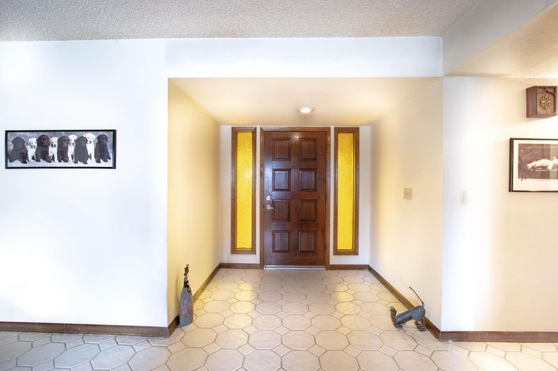 7425 E Turquoise Ave, Scottsdale, AZ 85258