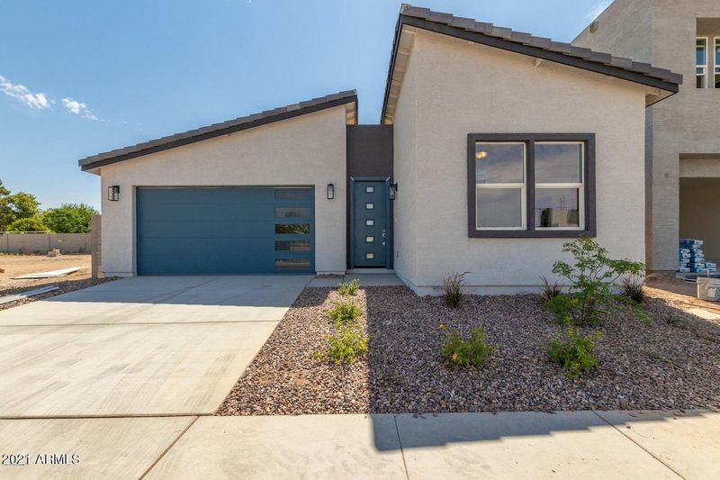 7425 S 23rd Dr, Phoenix, AZ 85041
