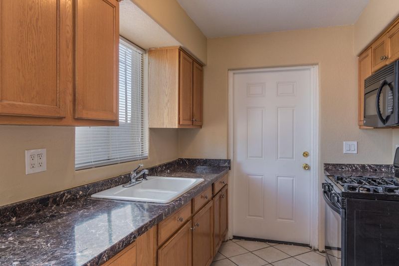 7425 W Devonshire Ave, Phoenix, AZ 85033
