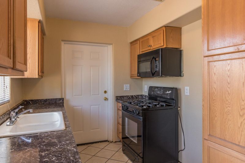 7425 W Devonshire Ave, Phoenix, AZ 85033