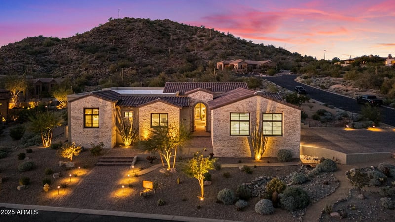 7426 E Forest Trail Cir, Mesa, AZ 85207