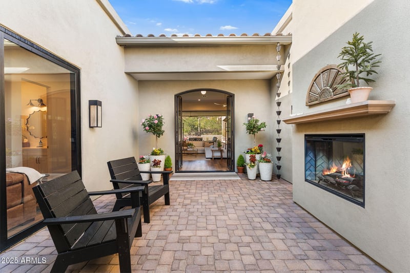 7426 E Forest Trail Cir, Mesa, AZ 85207