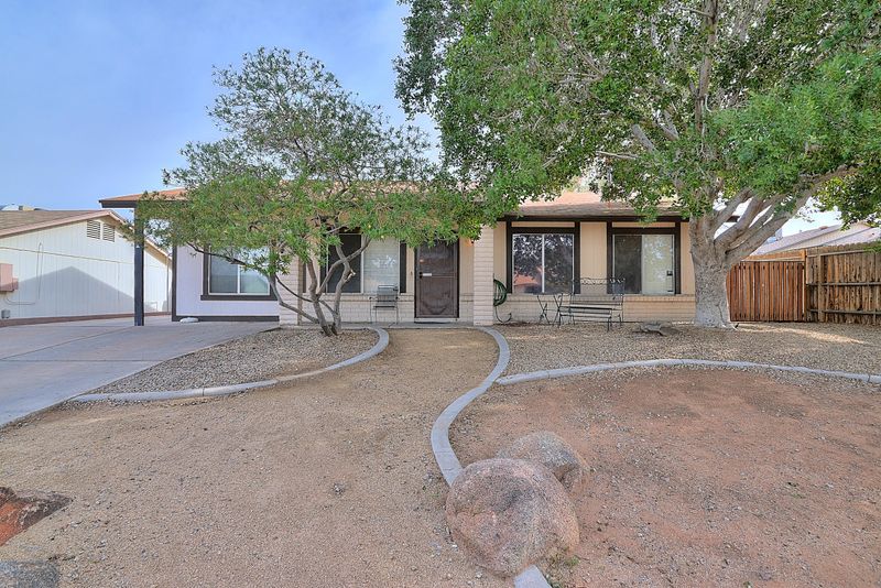 7427 S 46th St, Phoenix, AZ 85042