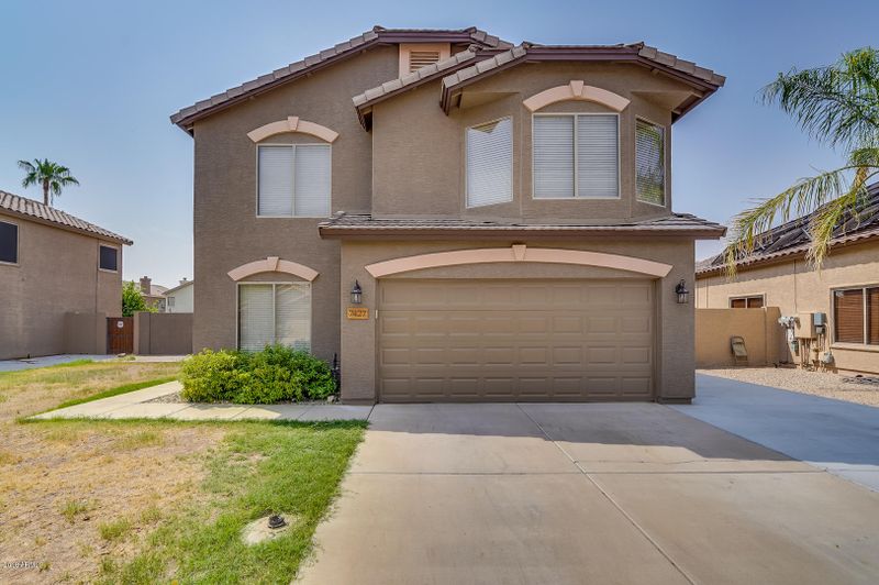 7427 W Aurora Dr, Glendale, AZ 85308