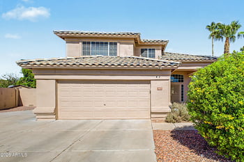 7427 W Hill Ln, Glendale, AZ 85310