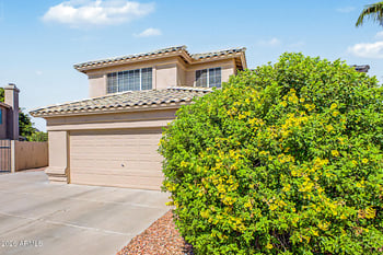 7427 W Hill Ln, Glendale, AZ 85310