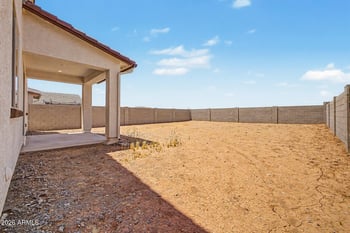 7430 Hackamore Ln, San Tan Valley, AZ 85143