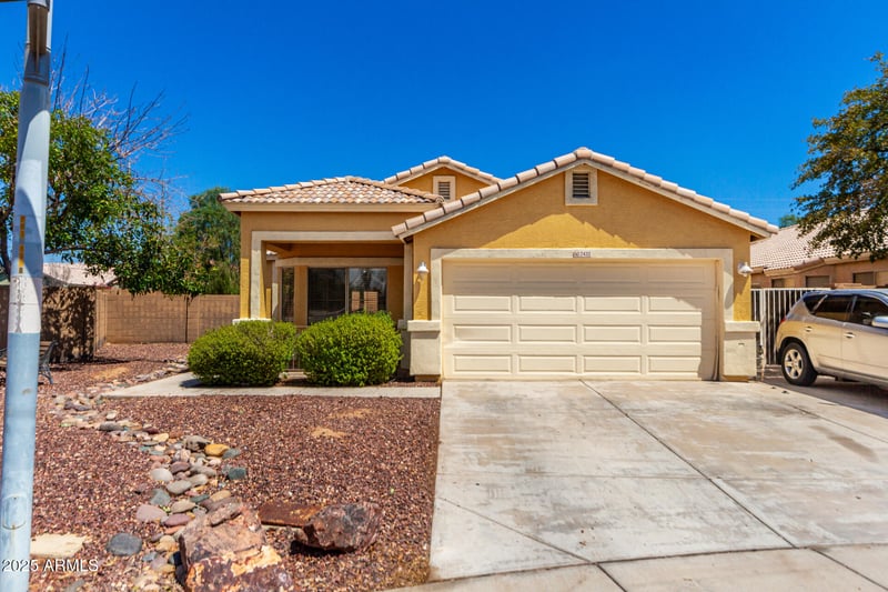 7432 Raymond St, Phoenix, AZ 85043