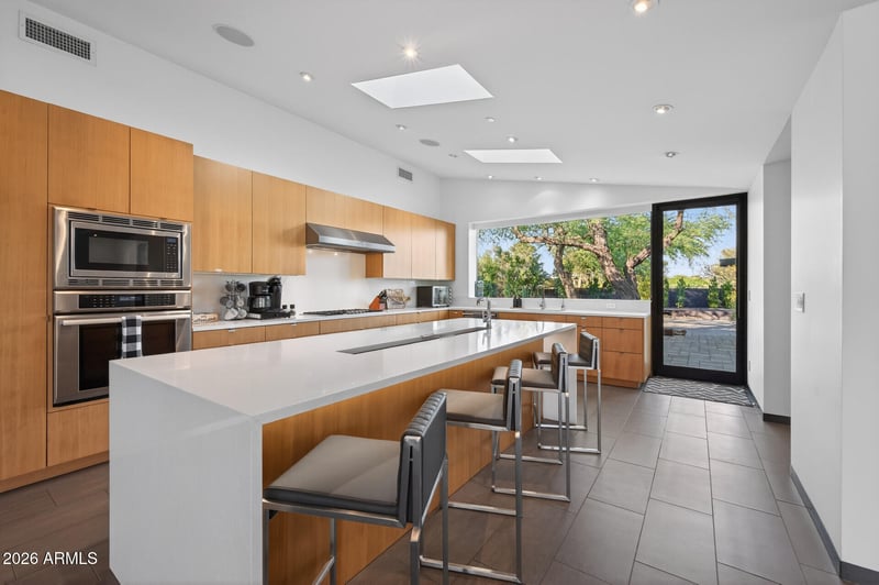 7433 Cholla Ln, Scottsdale, AZ 85250