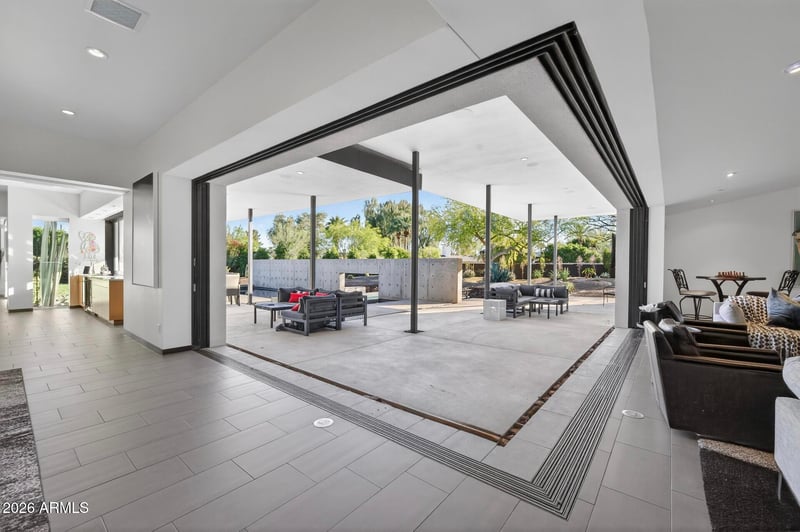 7433 Cholla Ln, Scottsdale, AZ 85250