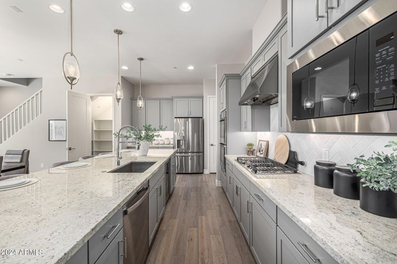 7433 E Via De Luna Dr, Scottsdale, AZ 85255