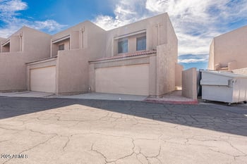 7434 44th Dr, Glendale, AZ 85301