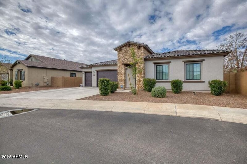 7434 N 80th Ln, Glendale, AZ 85303