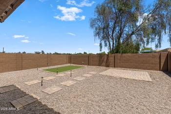7435 74th Ave, Glendale, AZ 85303