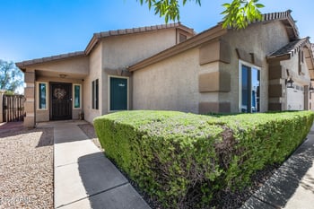 7435 Trails Dr, Glendale, AZ 85308