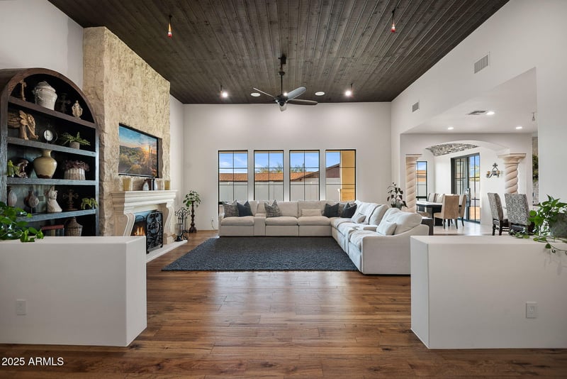 7436 Calavar Rd, Peoria, AZ 85381
