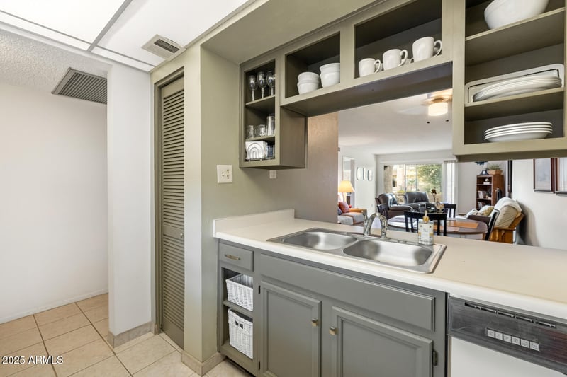 7436 Chaparral Rd #B103, Scottsdale, AZ 85250