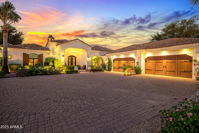 7437 71st St, Paradise Valley, AZ 85253