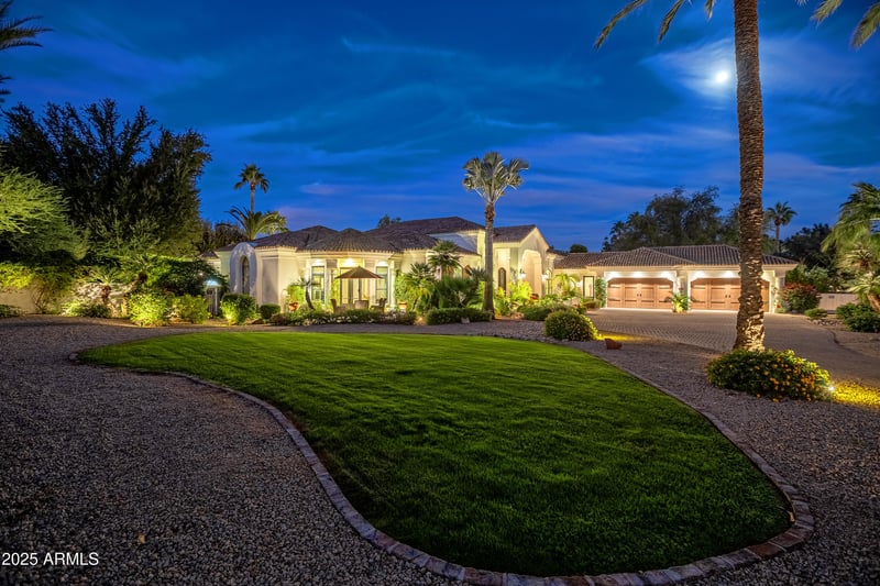 7437 71st St, Paradise Valley, AZ 85253