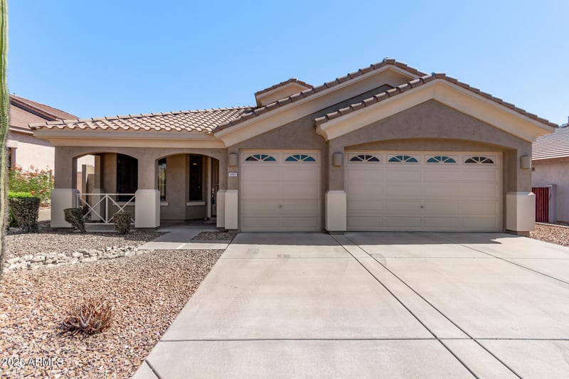 7437 Nora St, Mesa, AZ 85207