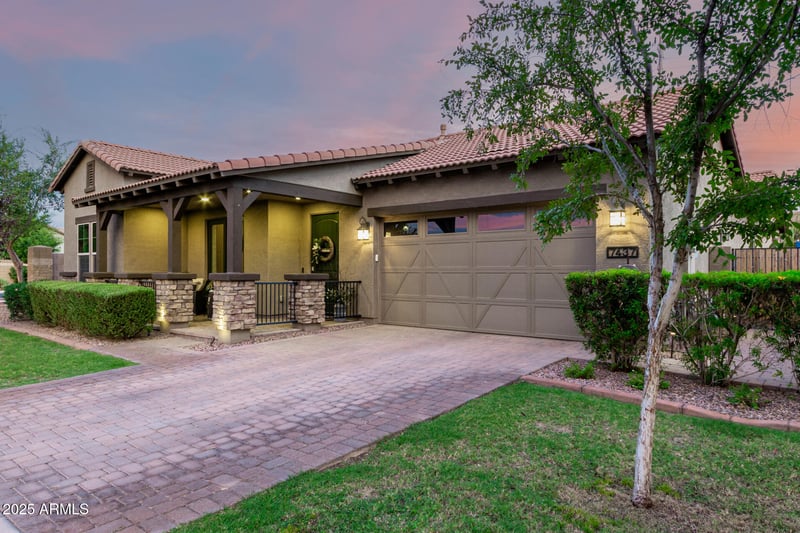 7437 Posada Ave, Mesa, AZ 85212