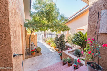 7438 Hum Rd #101, Carefree, AZ 85377