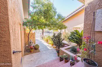 7438 Hum Rd #101, Carefree, AZ 85377
