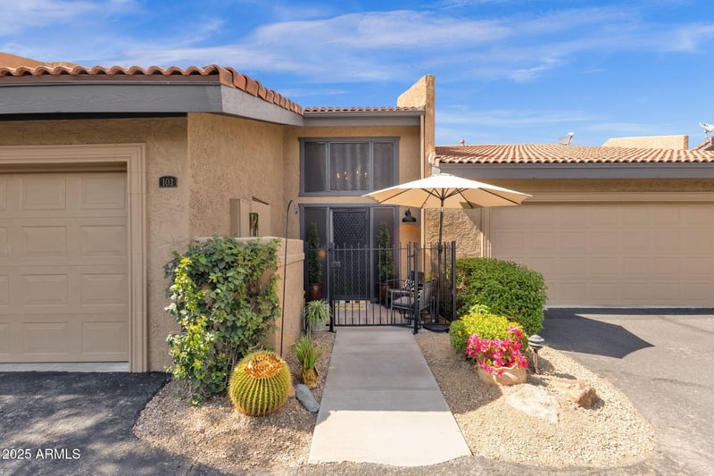 7438 Hum Rd #103, Carefree, AZ 85377
