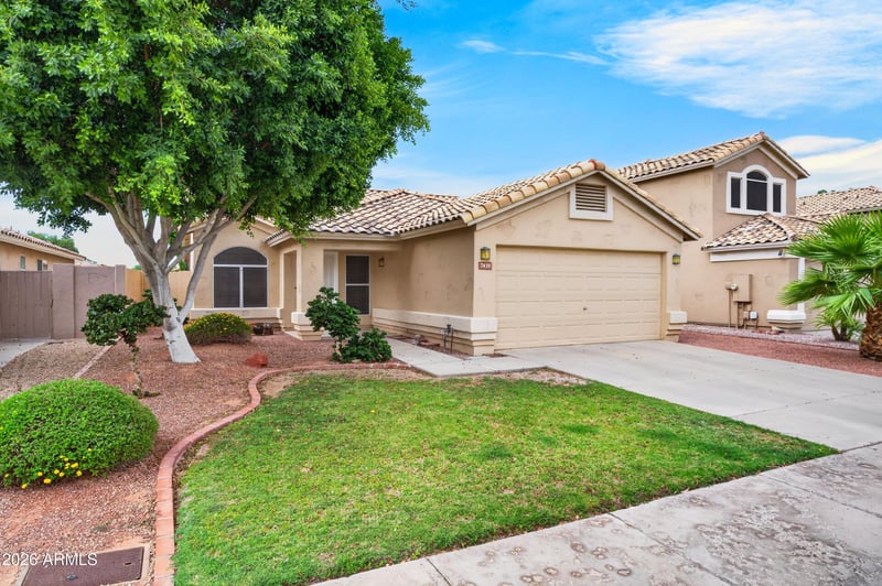7439 Louise Dr, Glendale, AZ 85310