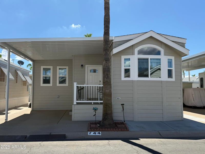 744 Emerald Dr #744, Apache Junction, AZ 85119