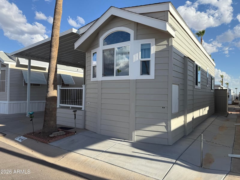 744 Emerald Dr, Apache Junction, AZ 85120